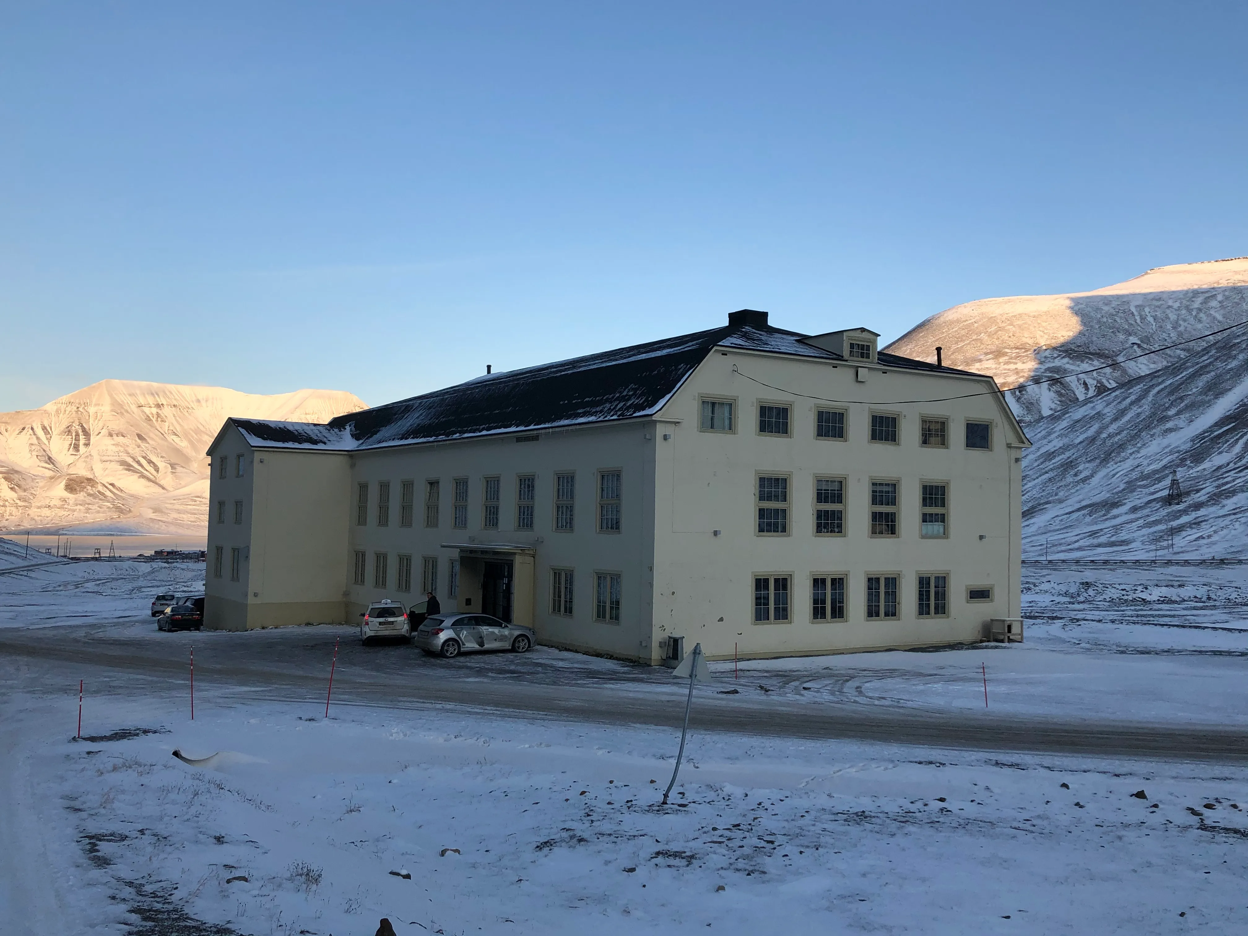 Huset, Longyearbyen