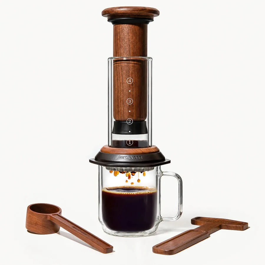 AeroPress Premium Walnut