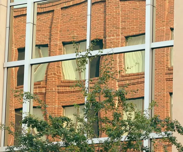 The Wavy Window Paradox