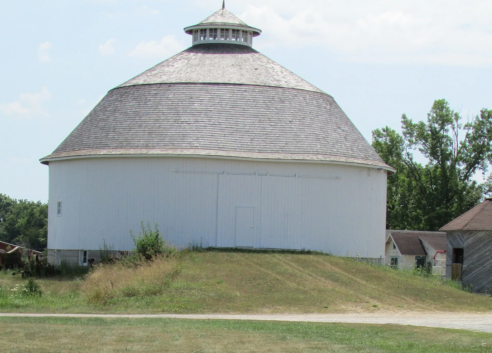 Round Barn Capital of the World