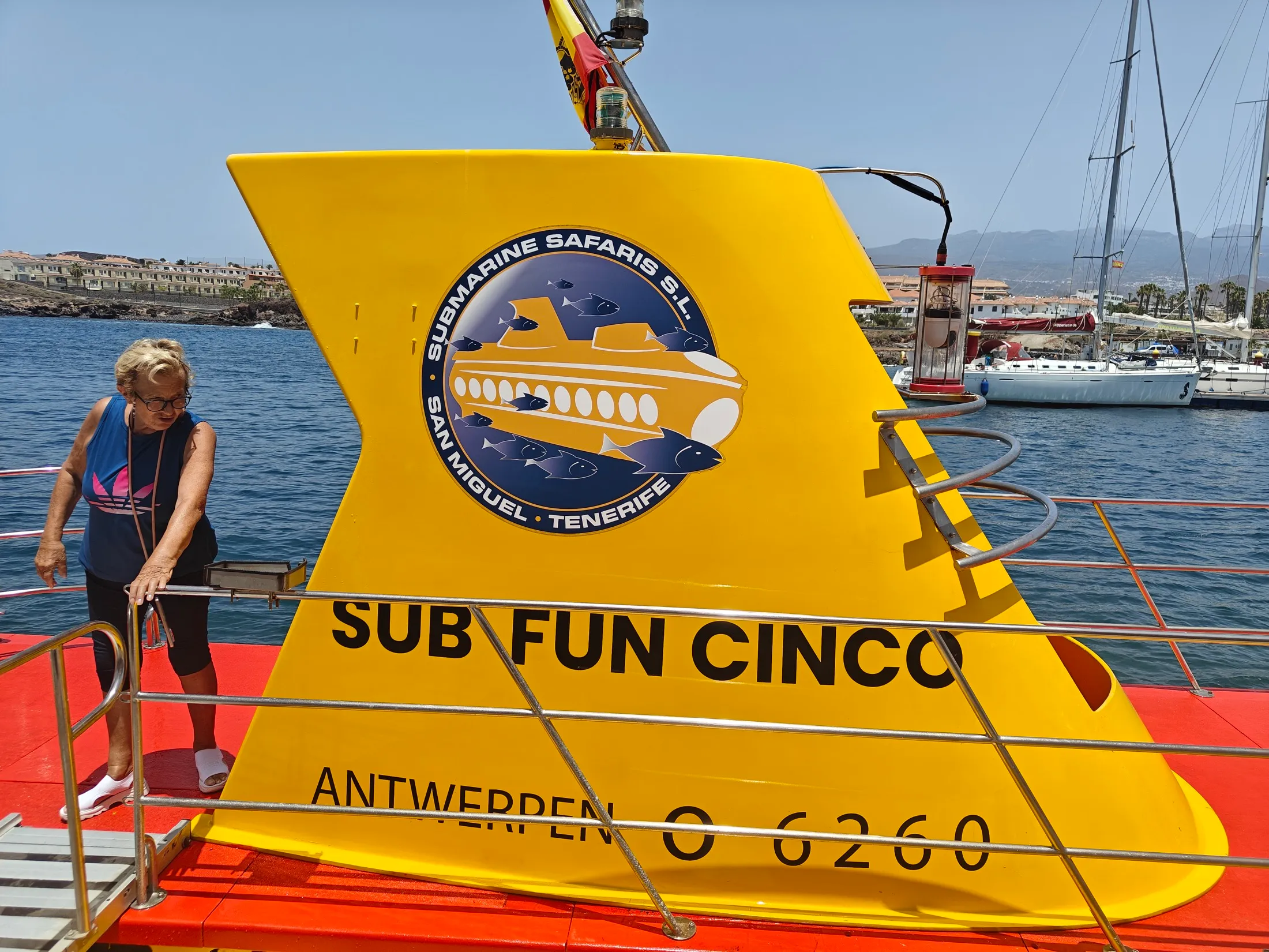 Submarine Safari