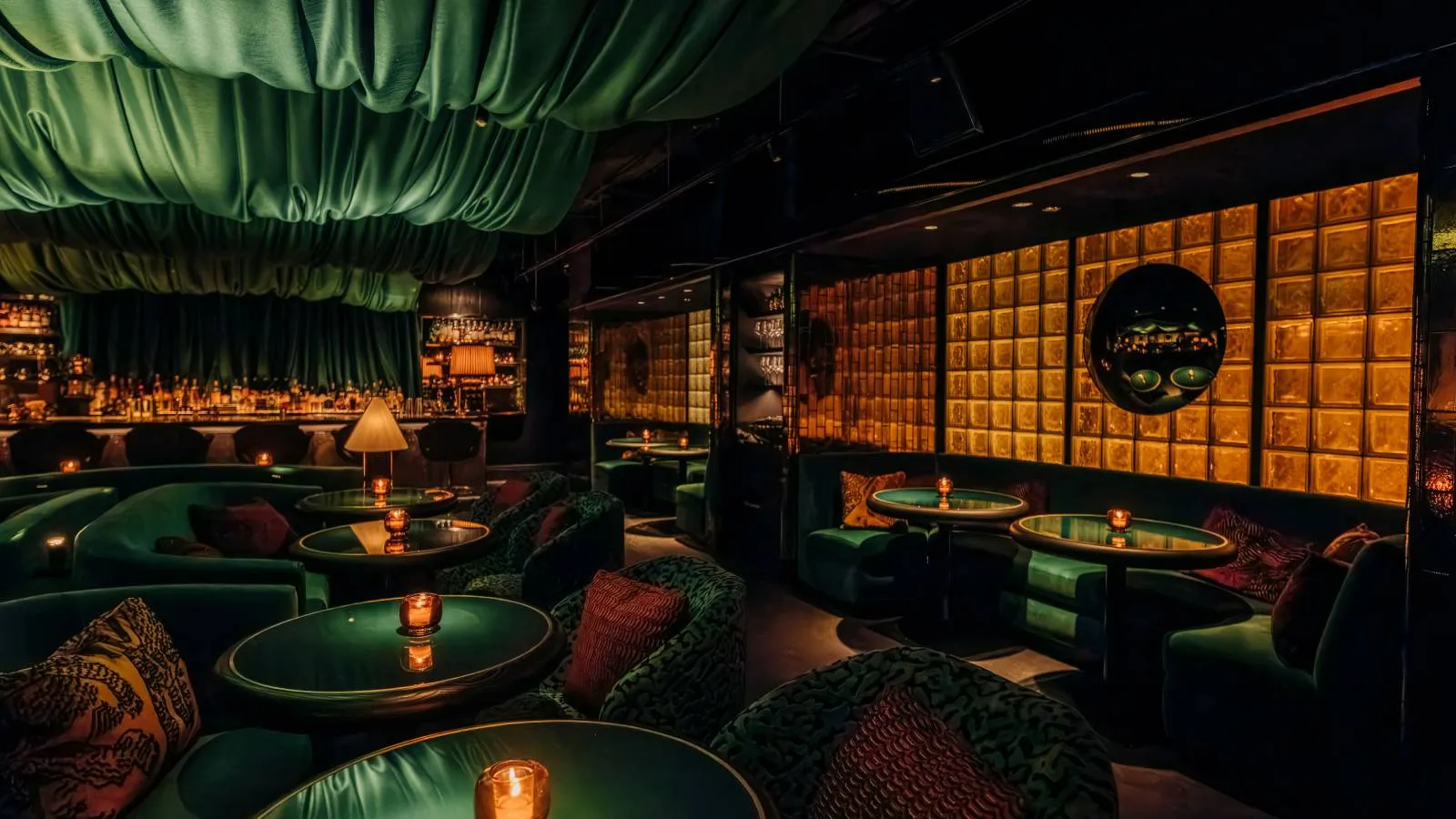 Kitty's Cosmopolitan Club