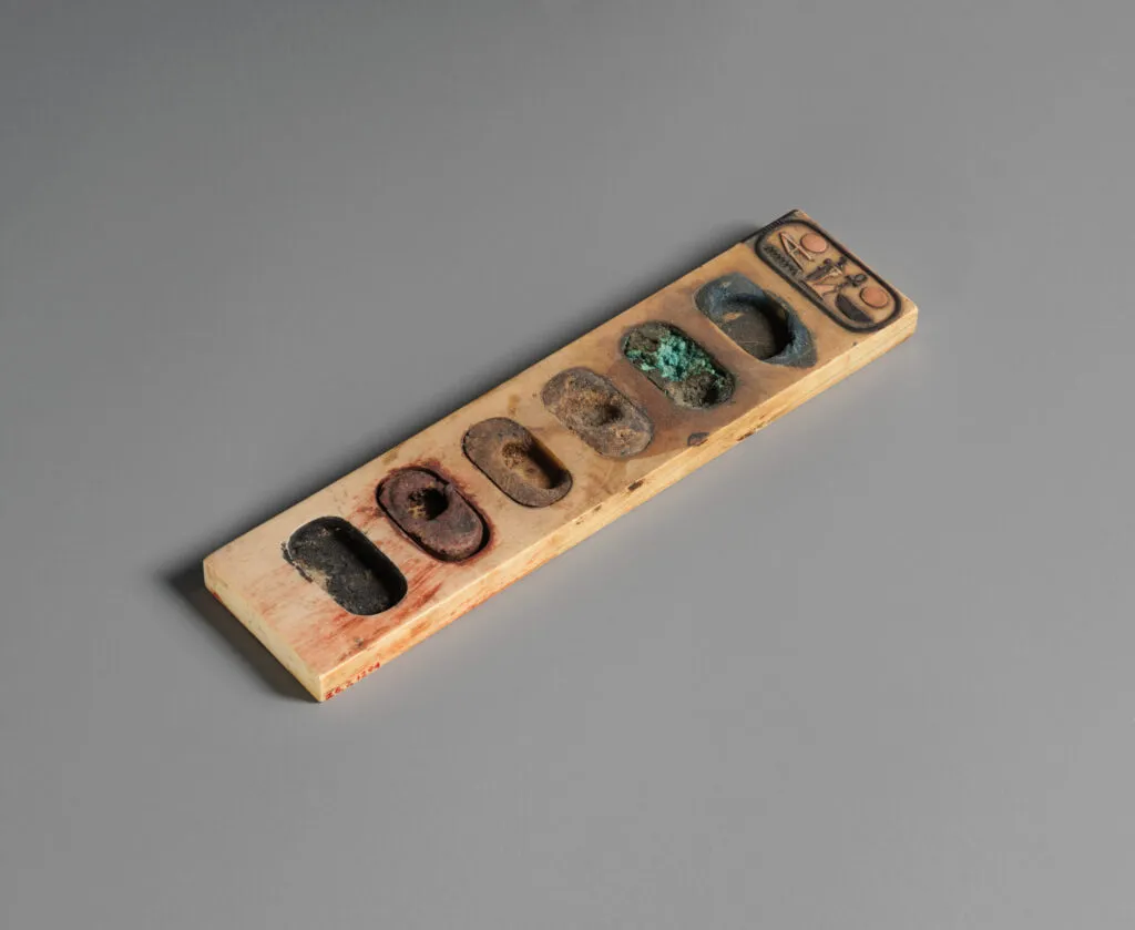 Amenemopet's 3,000-year-old painter's palette