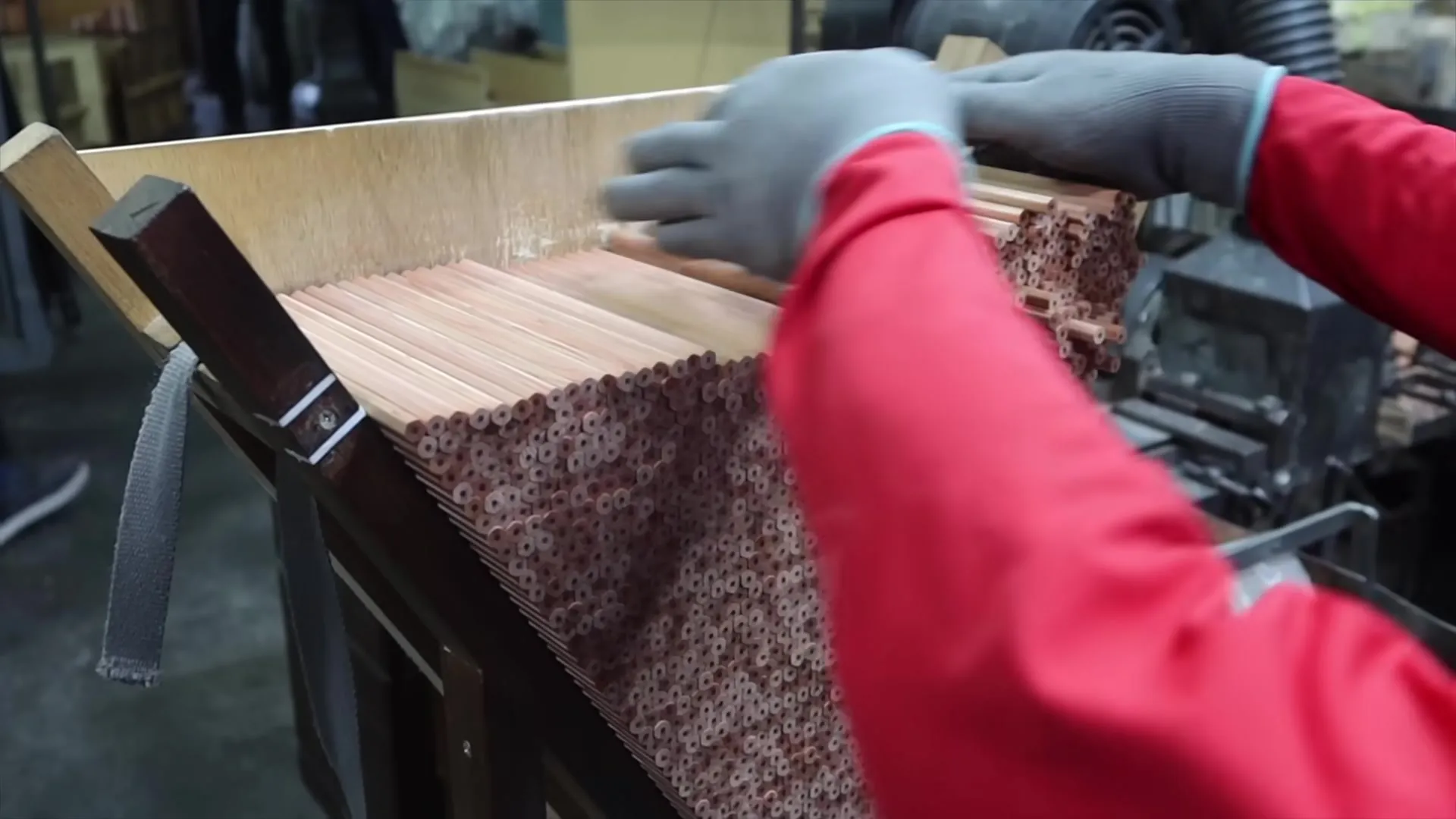 How Blackwing Pencils Are Made
