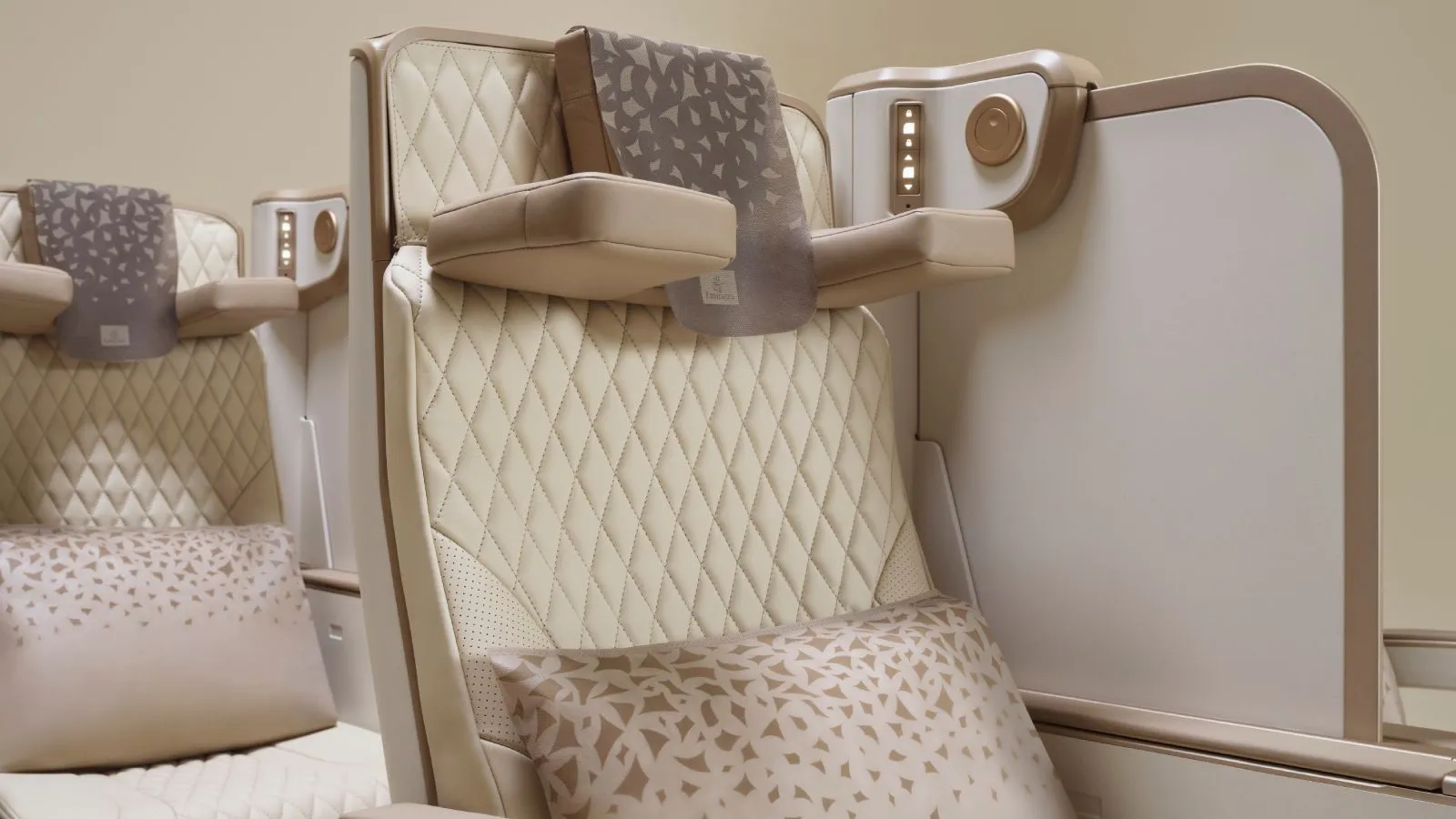 Emirates' Electric Premium Economy Seat