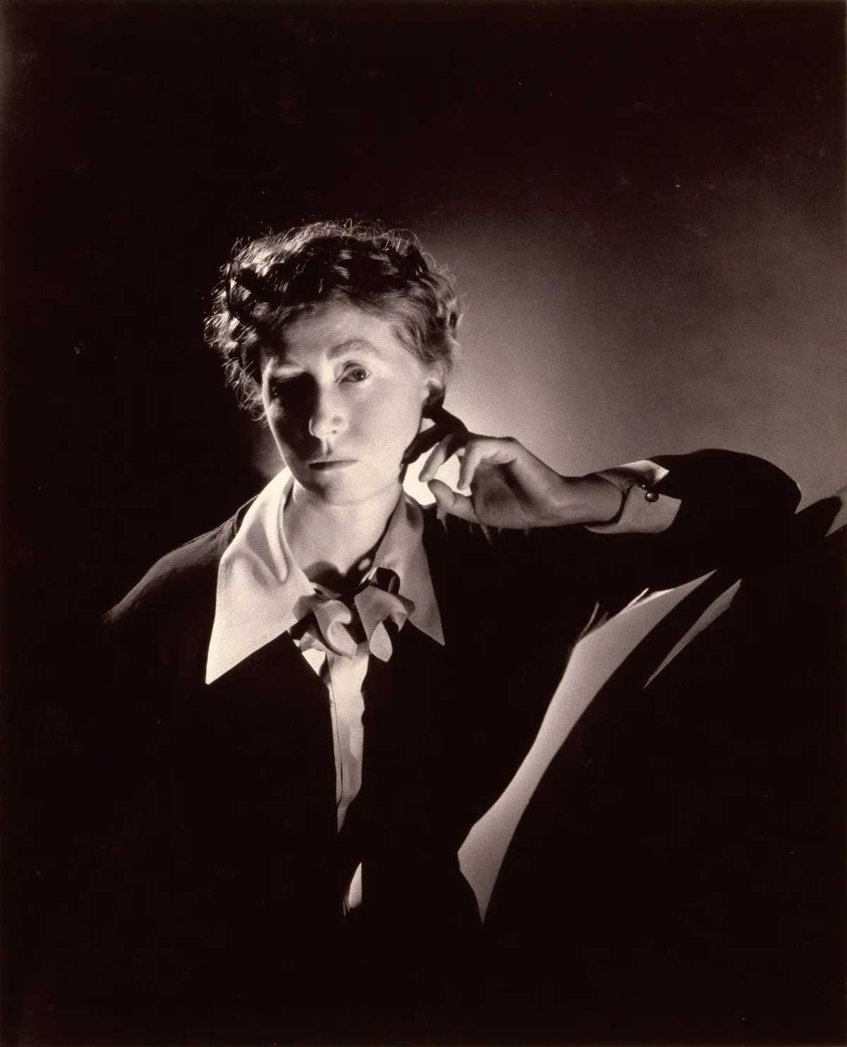 Marianne Moore — "Imaginary gardens with real toads"