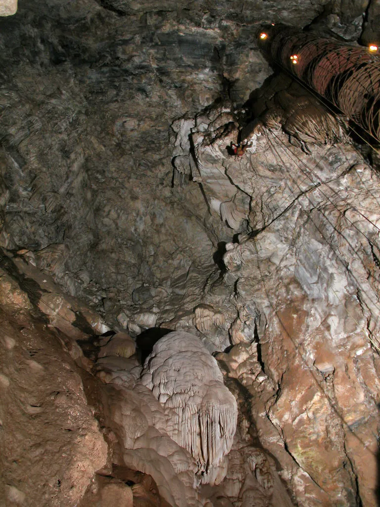 Moaning Caverns