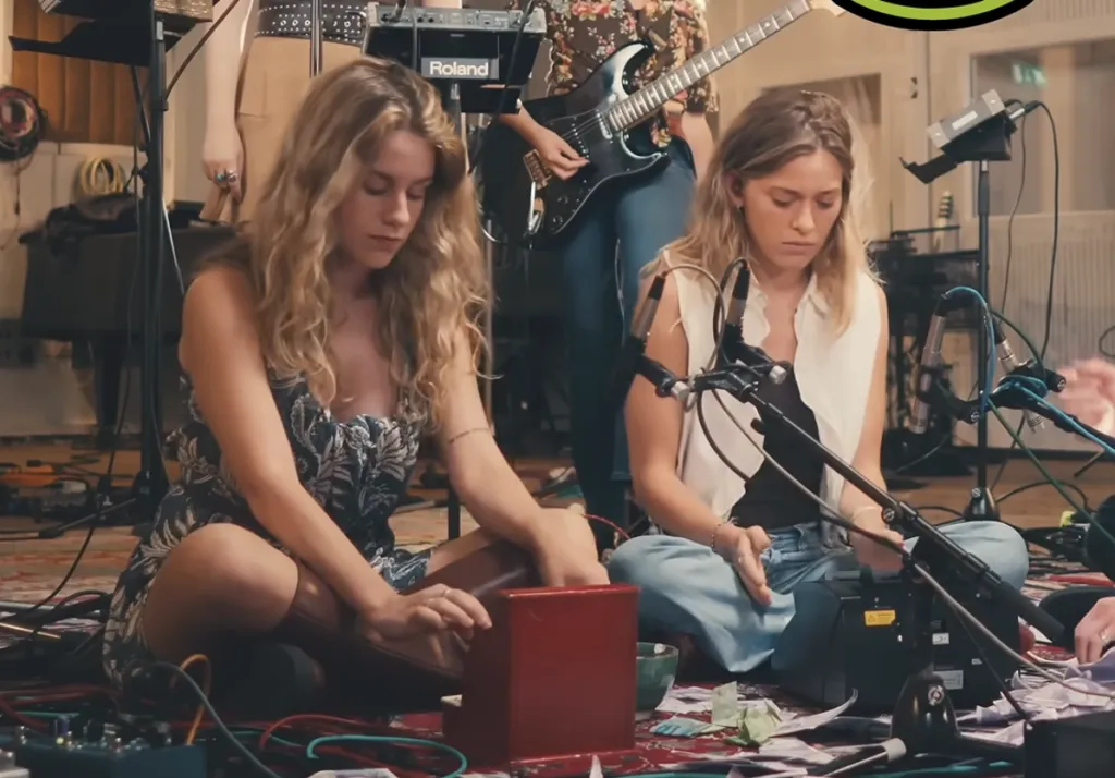 'Money', Performed With Actual Money
